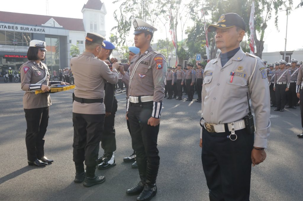 Polrestabes Surabaya Laksanakan Apel Gelar Pasukan Operasi Patuh Semeru 2024