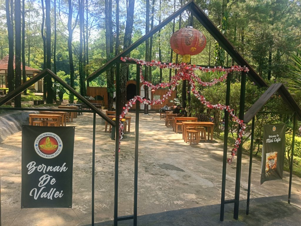 Sejarah Wisata Bernah De Vallei