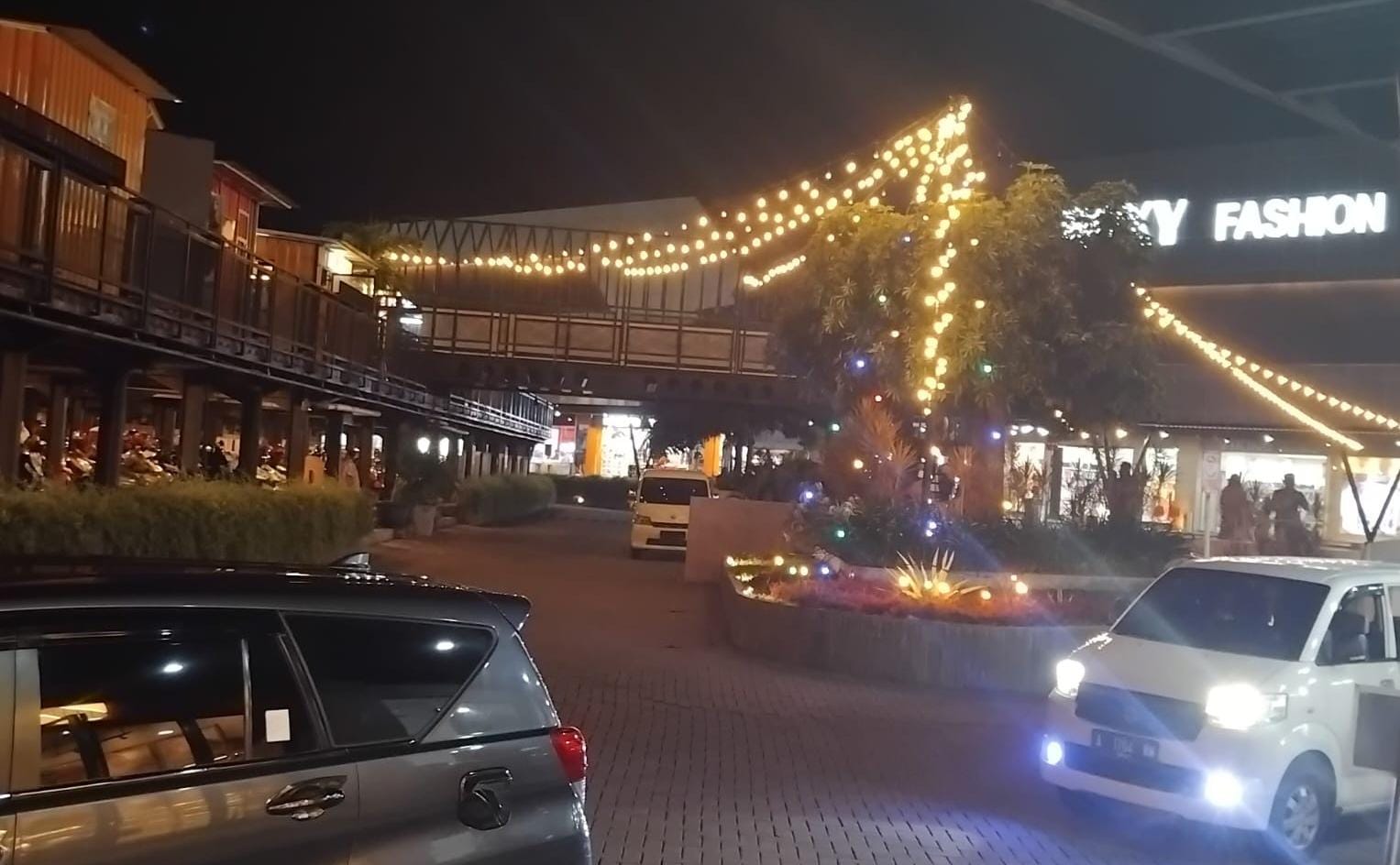Roxy Square Taat Pajak, Capai Ratusan Juta Per Tahunnya - Pojokkiri.com